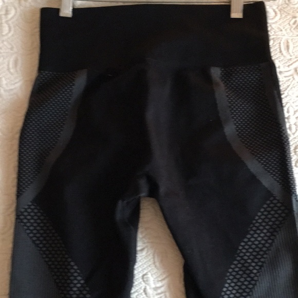 Athletic leggings - Picture 6 of 7